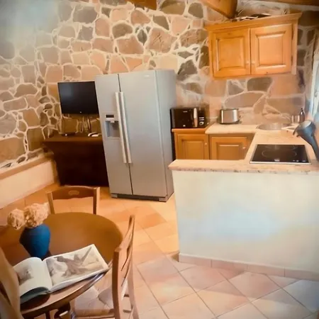 Hébergement de vacances Caseddu N 1 Entre Et L'ombre Des Oliviers